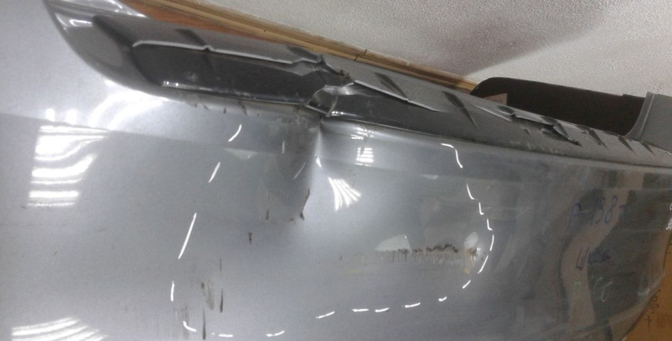 Бампер задний бу Skoda Octavia A7 OEM 5E0807421 (В) Бампер задний бу Skoda Octavia A7 OEM 5E0807421 (В)