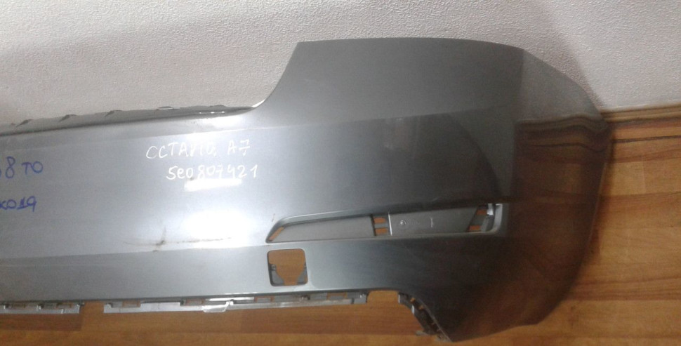 Бампер задний бу Skoda Octavia A7 OEM 5E0807421 (В) Бампер задний бу Skoda Octavia A7 OEM 5E0807421 (В)