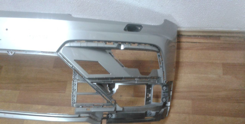 Бампер передний Volkswagen Tiguan 2 R-line oem 5na807221