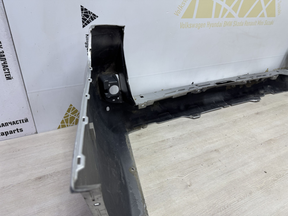 Бампер задний Toyota Land Cruiser 200 oem 5215960260 Бампер задний Toyota Land Cruiser 200 oem 5215960260