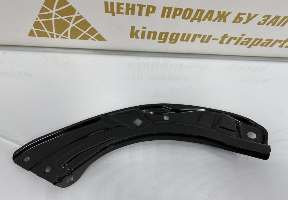 Кронштейн передней панели правый Skoda Rapid OEM 5JA805932A Кронштейн передней панели правый Skoda Rapid OEM 5JA805932A