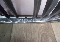 Молдинг решетки радиатора правый BMW 5 G30 OEM 51137383520