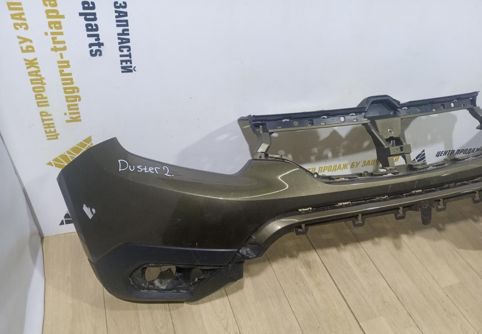 Бампер передний бу Renault Duster 2 OEM 620220658R