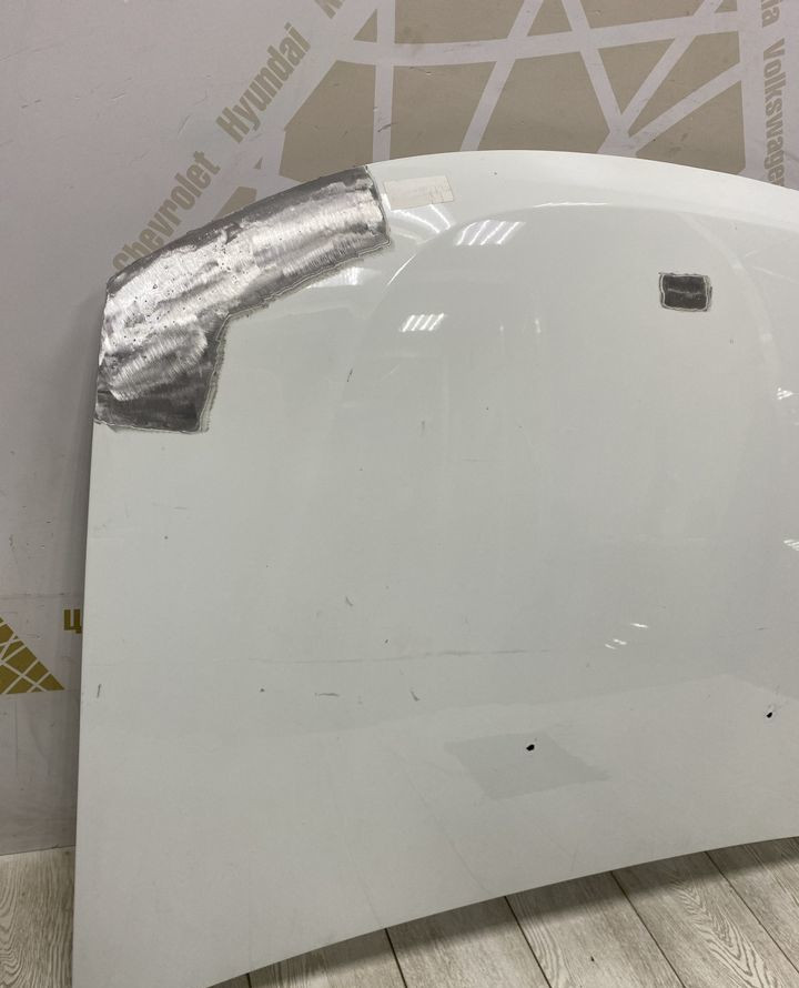 Капот  Renault Duster 2010 OEM 651000987R