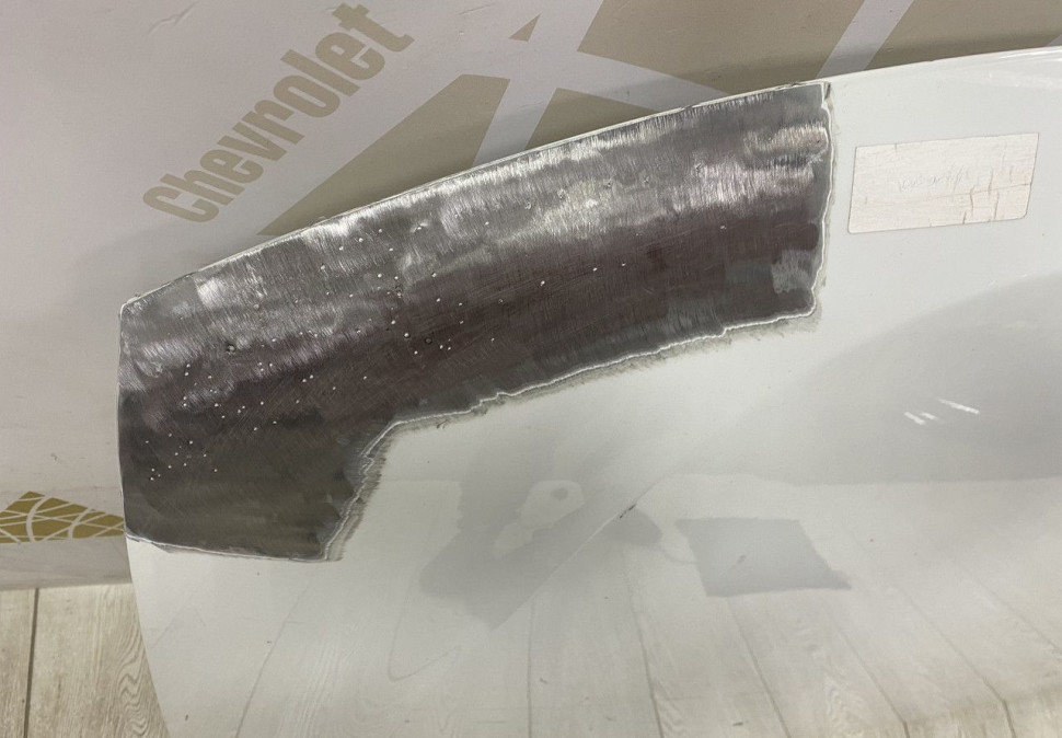 Капот  Renault Duster 2010 OEM 651000987R