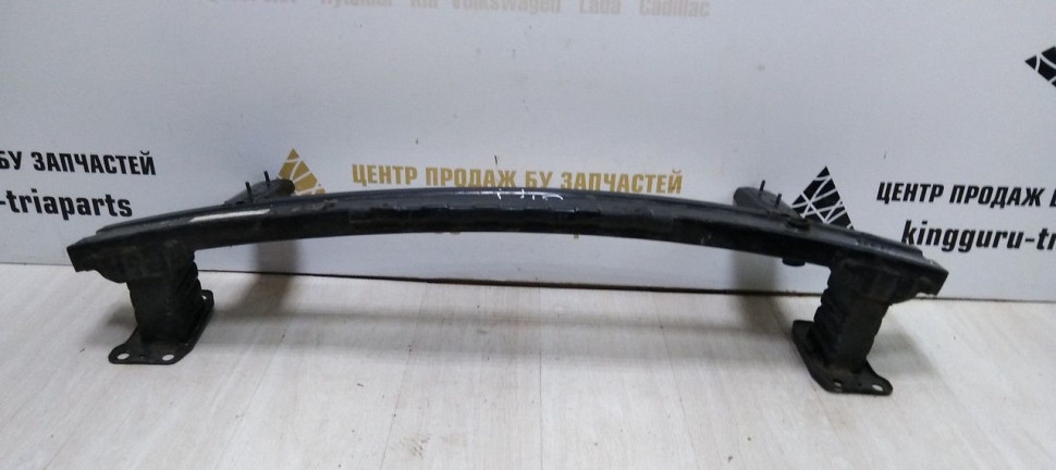 Усилитель переднего бампера Hyundai i40 oem 865303Z000