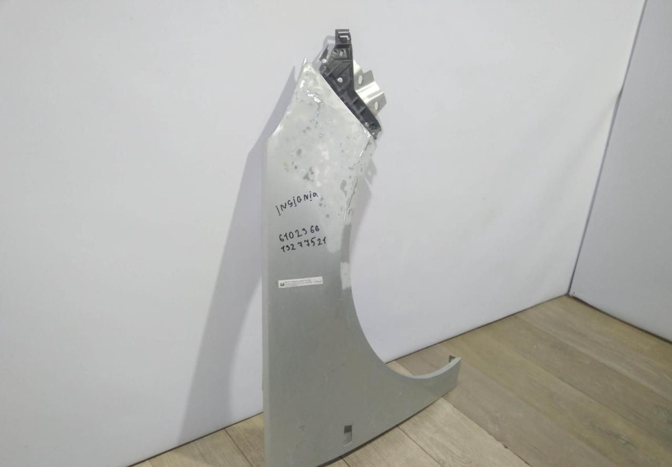 Крыло переднее правое бу Opel Insignia OEM 13277521, 6102366