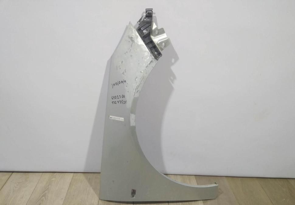 Крыло переднее правое бу Opel Insignia OEM 13277521, 6102366