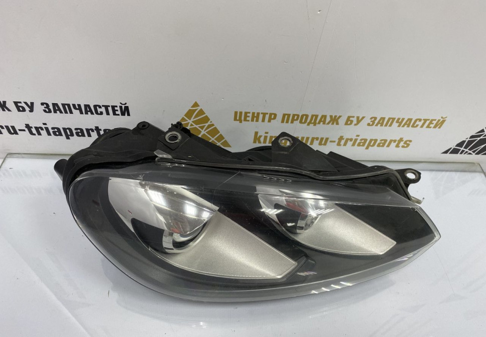 Фара правая ксенон Volkswagen Golf 6 2009 OEM  5K1941754B