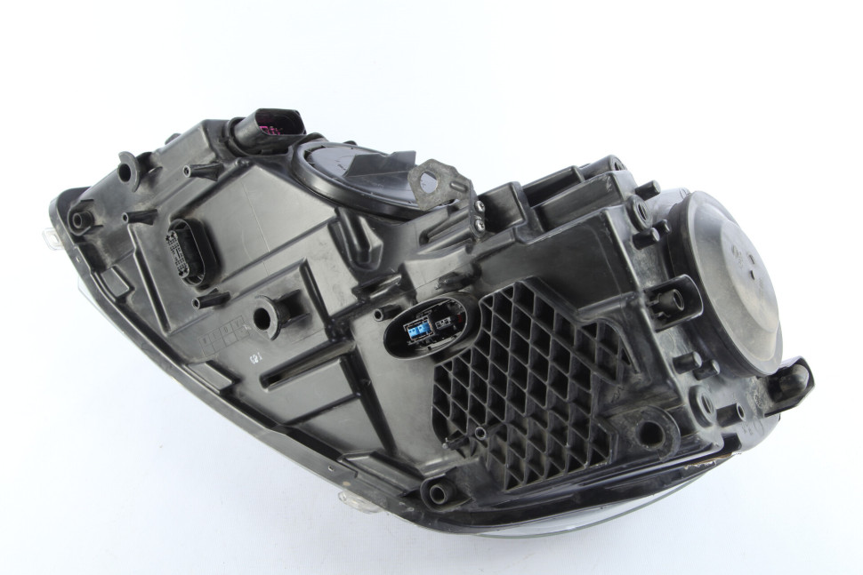 Фара правая ксенон Volkswagen Golf 6 2009 OEM  5K1941754B