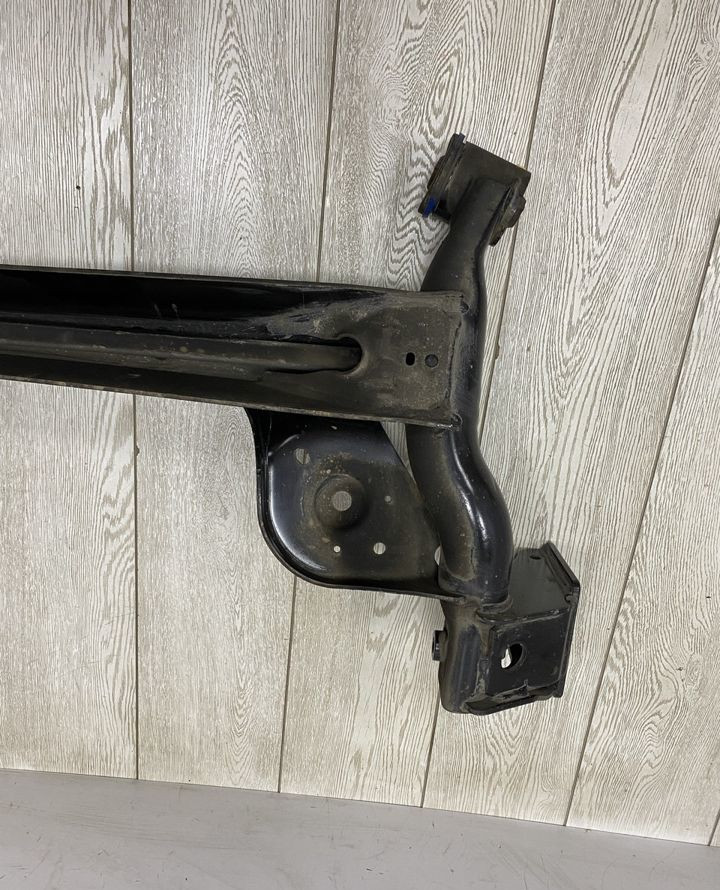 Балка задняя Renault Duster OEM 430006757R