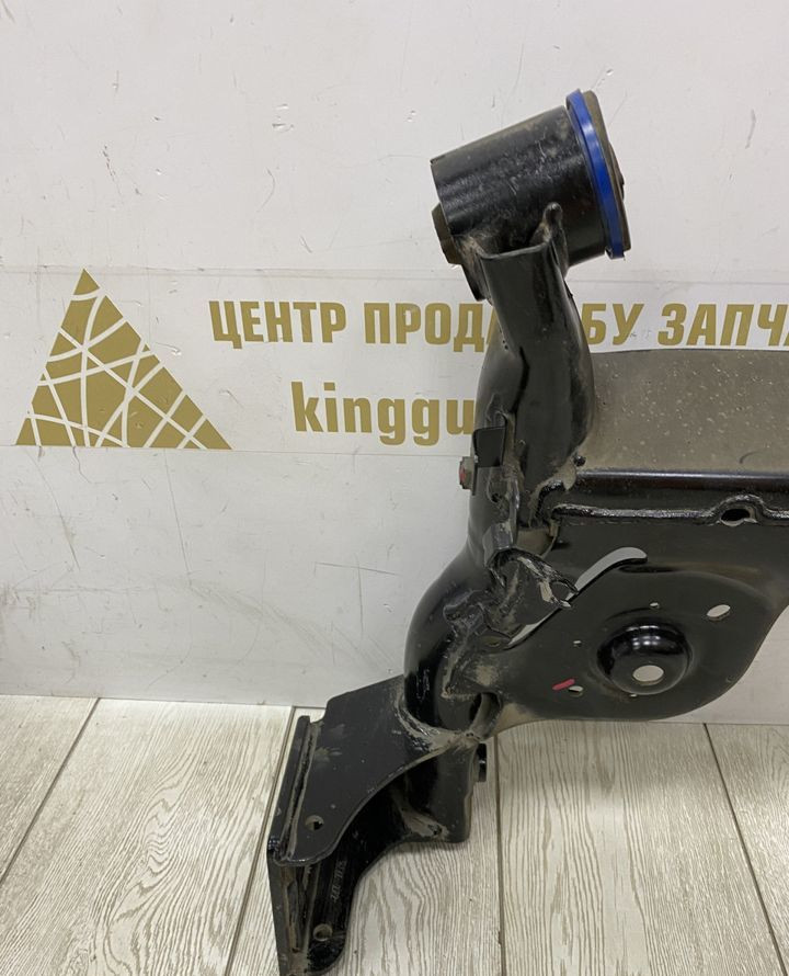 Балка задняя Renault Duster OEM 430006757R Балка задняя Renault Duster OEM 430006757R
