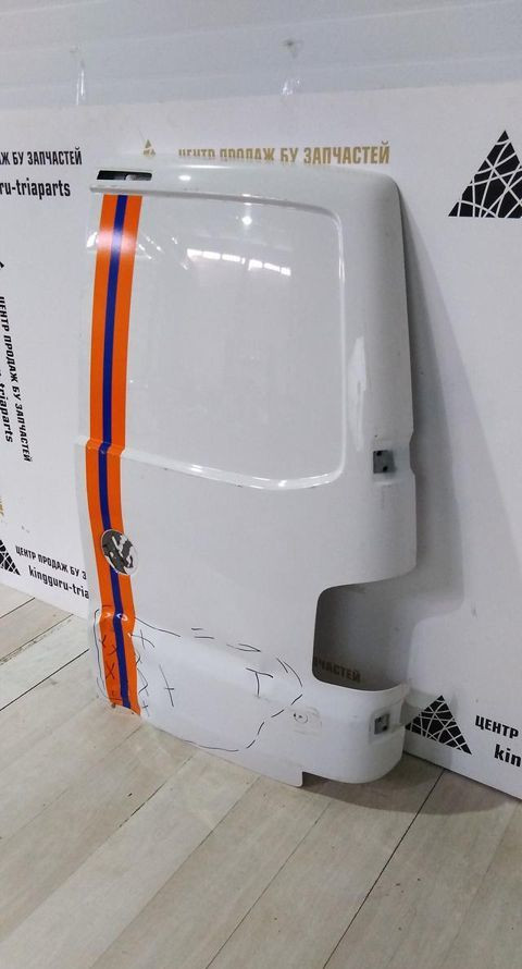 Дверь багажника правая Volkswagen Transporter T5 03-15 oem 7H0827092AP Дверь багажника правая Volkswagen Transporter T5 03-15 oem 7H0827092AP