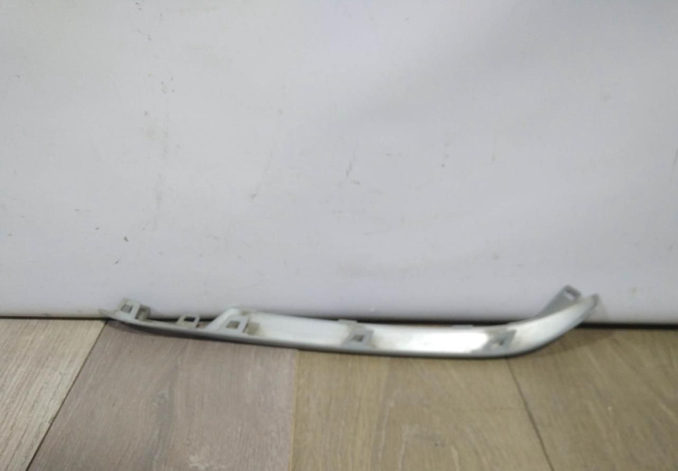 Молдинг переднего бампера левый бу BMW 5 G30 OEM 51117385271