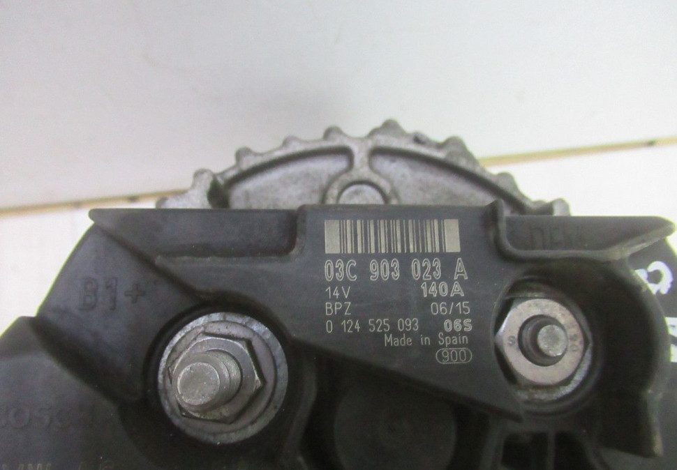 Генератор Volkswagen Jetta / Tiguan / Golf /Touran oem 03c903023a Генератор Volkswagen Jetta / Tiguan / Golf /Touran oem 03c903023a