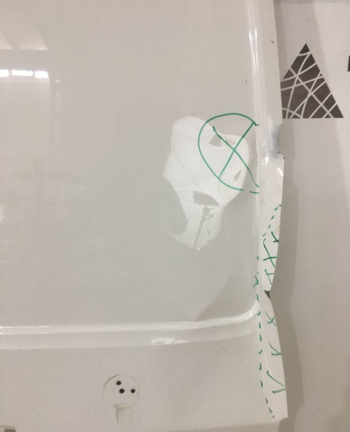 Дверь багажника правая Volkswagen Crafter 2016> oem 7C3827092BD Дверь багажника правая Volkswagen Crafter 2016> oem 7C3827092BD