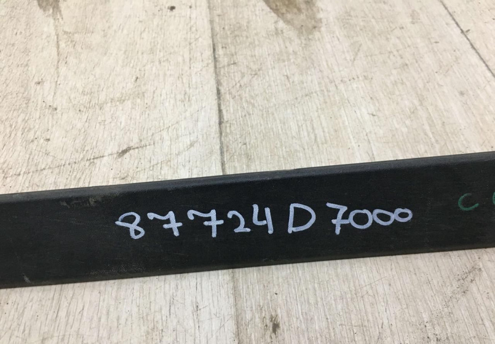 Молдинг двери передний правый Hyundai Tucson 3 2015 oem 87724D7000