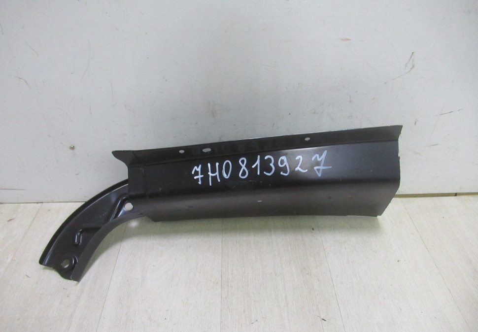 Косынка задняя правая Volkswagen Transporter T5 oem 7H0813927 (скл-3)
