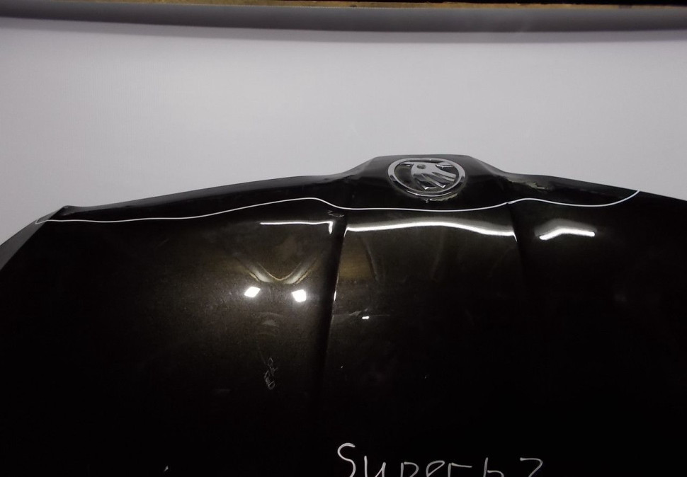 Капот бу Skoda Superb 3 OEM 3V0823031A Капот бу Skoda Superb 3 OEM 3V0823031A