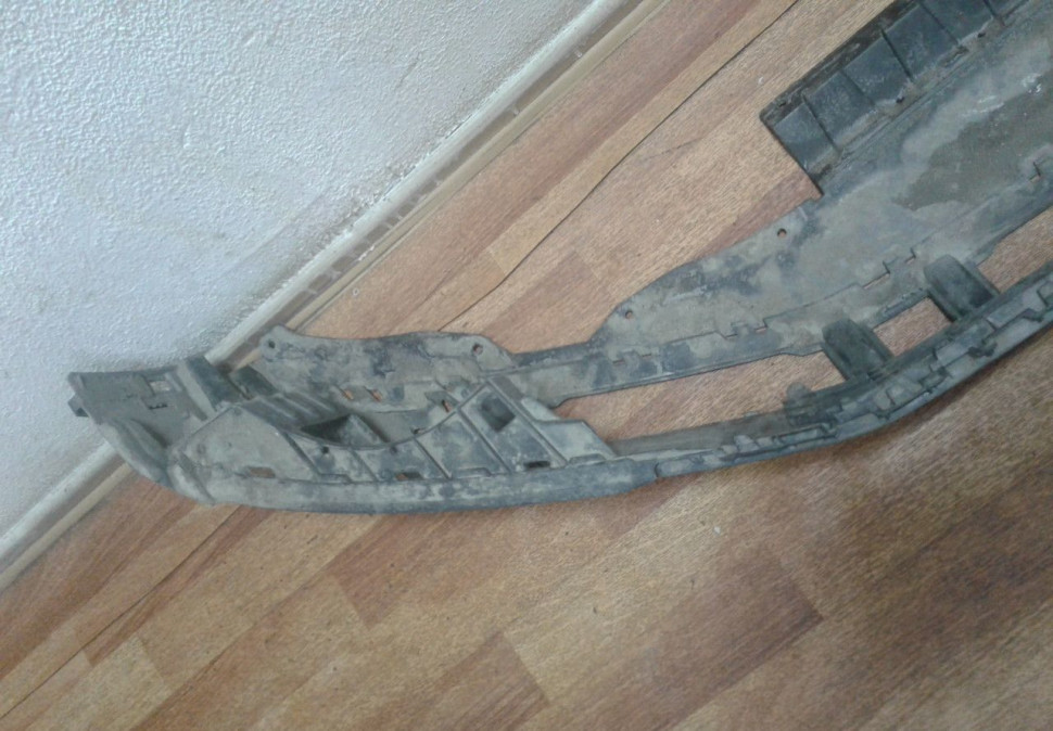 Юбка переднего бампера Volkswagen Tiguan 2 oem 5nr805903a Юбка переднего бампера Volkswagen Tiguan 2 oem 5nr805903a