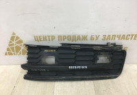 Решетка переднего бампера правая Skoda Kodiaq OEM 565807368