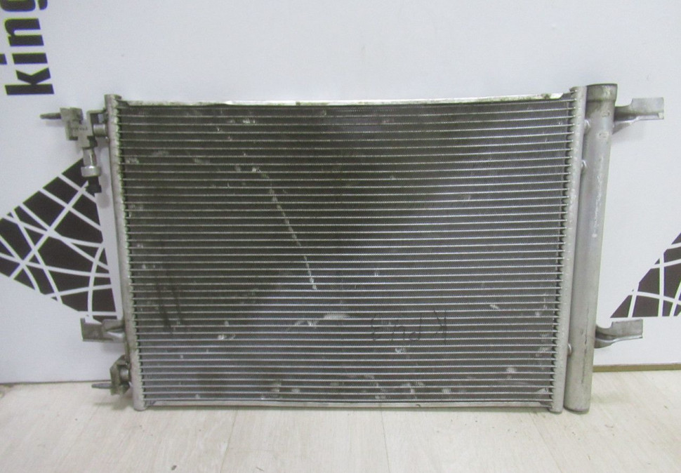 Радиатор кондиционера Chevrolet Cruze Oem 13377763 Радиатор кондиционера Chevrolet Cruze Oem 13377763