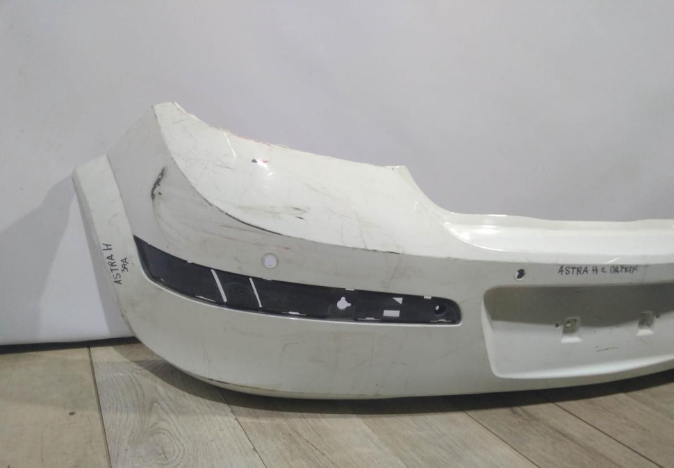 Бампер задний бу Opel Astra H5 хетчбек OEM 24460353 Бампер задний бу Opel Astra H5 хетчбек OEM 24460353
