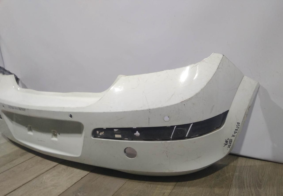 Бампер задний бу Opel Astra H5 хетчбек OEM 24460353 Бампер задний бу Opel Astra H5 хетчбек OEM 24460353