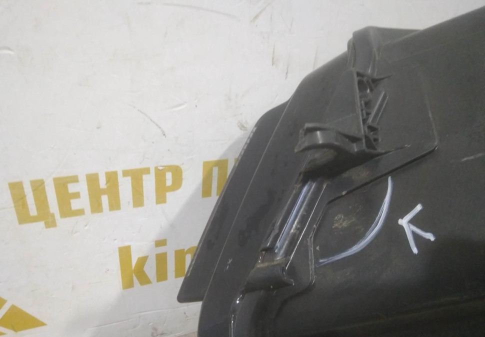 Фара галоген правая бу Skoda Karoq OEM 57B941016A