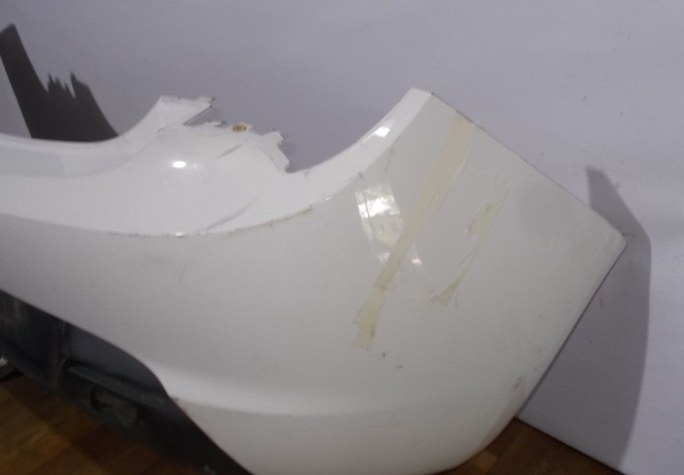 Бампер задний бу Opel Astra J3 OEM 13266075