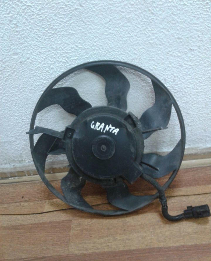 Крыльчатка вентилятора с моторчиком Lada Granta oem 150924B0284 (скл-3)