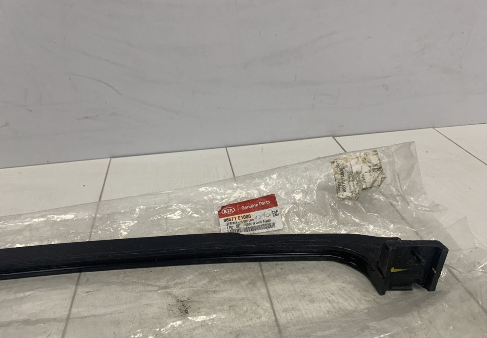 Усилитель переднего бампера нижний Kia Sportage 4 16-21 oem 86571F1000 Усилитель переднего бампера нижний Kia Sportage 4 16-21 oem 86571F1000