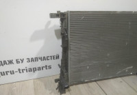 Радиатор охлаждения бу Renault Logan 2 OEM 214106179R