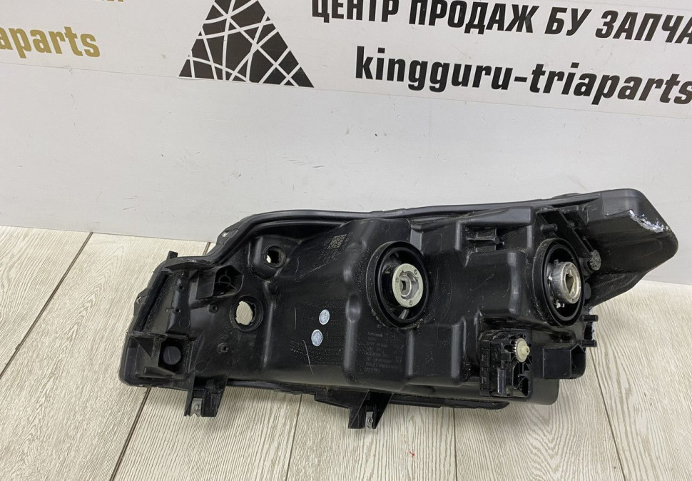Фара галоген правая Suzuki Vitara 2 OEM 3512054P00 Фара галоген правая Suzuki Vitara 2 OEM 3512054P00