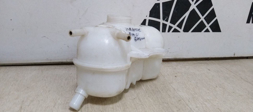 Расширительный бачок Chevrolet Lanos oem 96182279 (скл-3) Расширительный бачок Chevrolet Lanos oem 96182279 (скл-3)