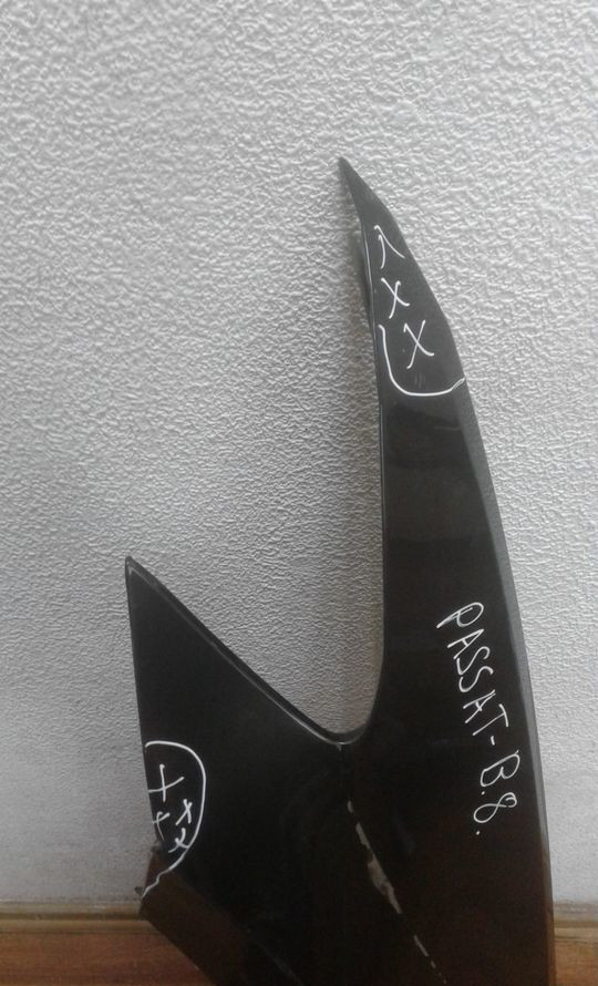 Крыло переднее левое Volkswagen Passat B8 oem 3g0821105 (вмятина) Крыло переднее левое Volkswagen Passat B8 oem 3g0821105 (вмятина)