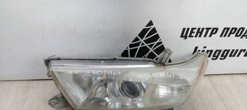 Фара левая Toyota Highlander 2 oem 8117048A30 Фара левая Toyota Highlander 2 oem 8117048A30