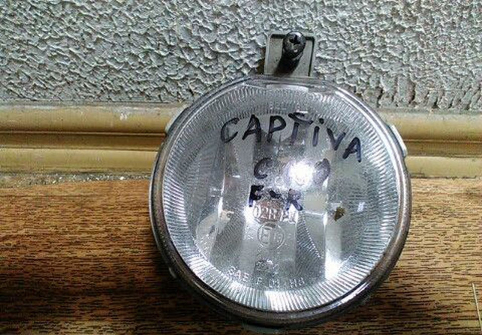 ПТФ передний правый Chevrolet Captiva c100 без кронштейна