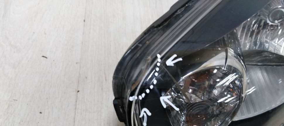 Фара левая Kia Picanto 2 дорестайлинг 2011-2015 oem 921011Y000 Фара левая Kia Picanto 2 дорестайлинг 2011-2015 oem 921011Y000