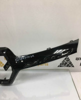 Накладка решетки радиатора Renault Kaptur рестайлинг OEM 623829107R