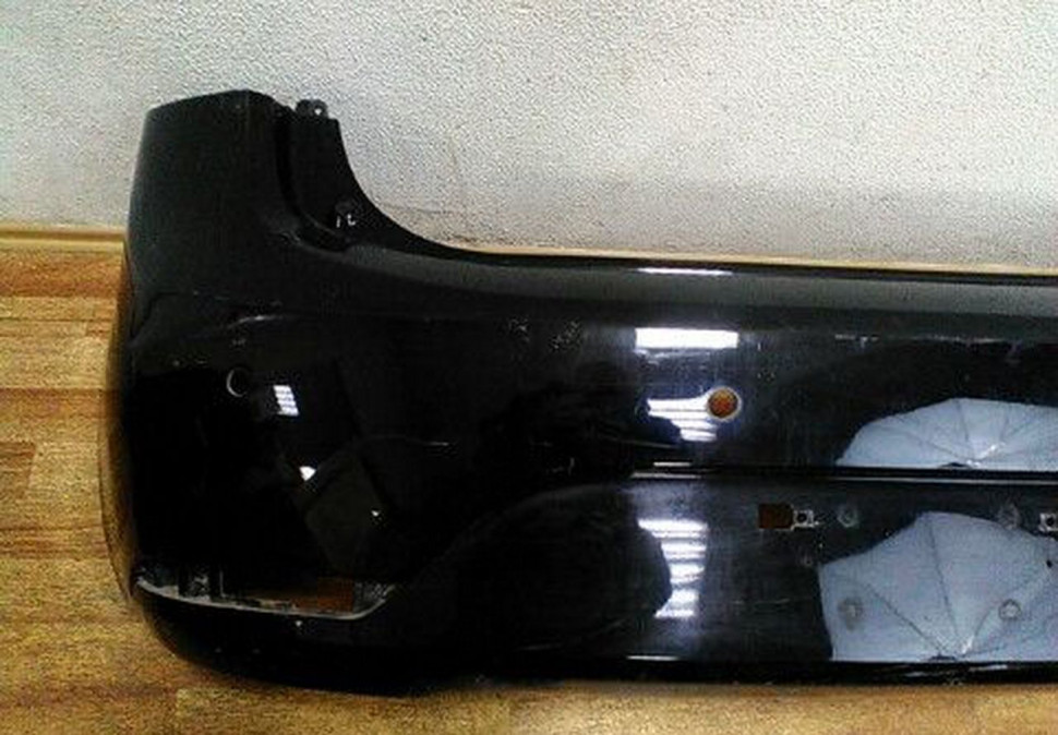 Бампер задний KIA Rio 4 дорестайл хэтчбек трещина oem 866114y200