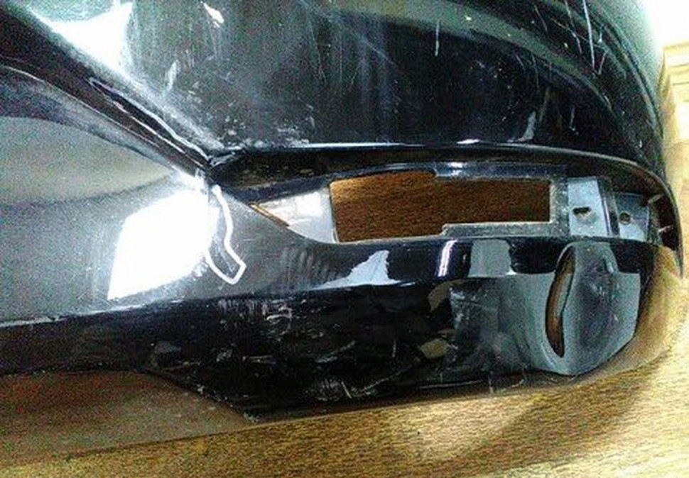 Бампер задний KIA Rio 4 дорестайл хэтчбек трещина oem 866114y200