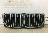 Решетка радиатора с жалюзами BMW X5 G05 OEM 51137454887