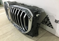 Решетка радиатора с жалюзами BMW X5 G05 OEM 51137454887