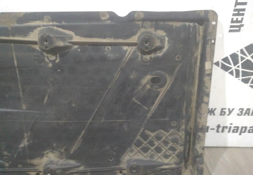 Защита днища левая бу Skoda Octavia A5 OEM 1K0825211K