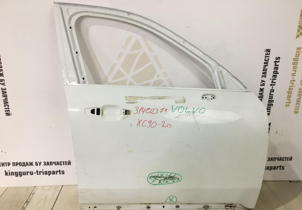 Дверь передняя правая Volvo XC90 2 (15>) oem 31402379