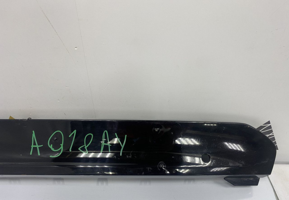 Накладка переднего бампера BMW X3 G01 M-Pack OEM 51118070392 8064606 Накладка переднего бампера BMW X3 G01 M-Pack OEM 51118070392 8064606