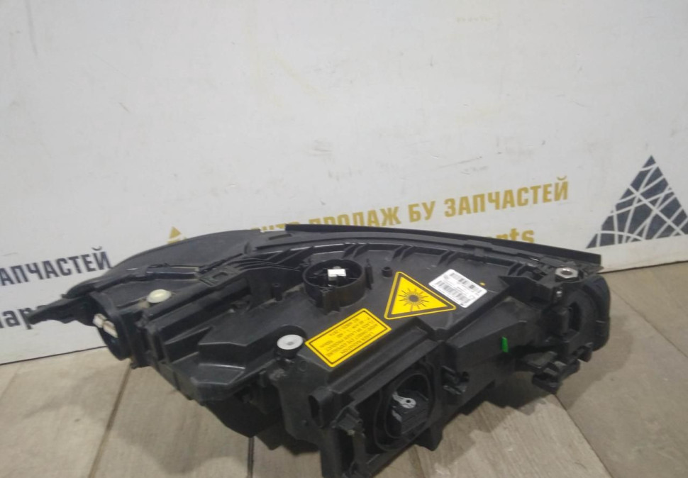 Фара лазерная левая бу BMW 8 G14 OEM 63118739605 Фара лазерная левая бу BMW 8 G14 OEM 63118739605