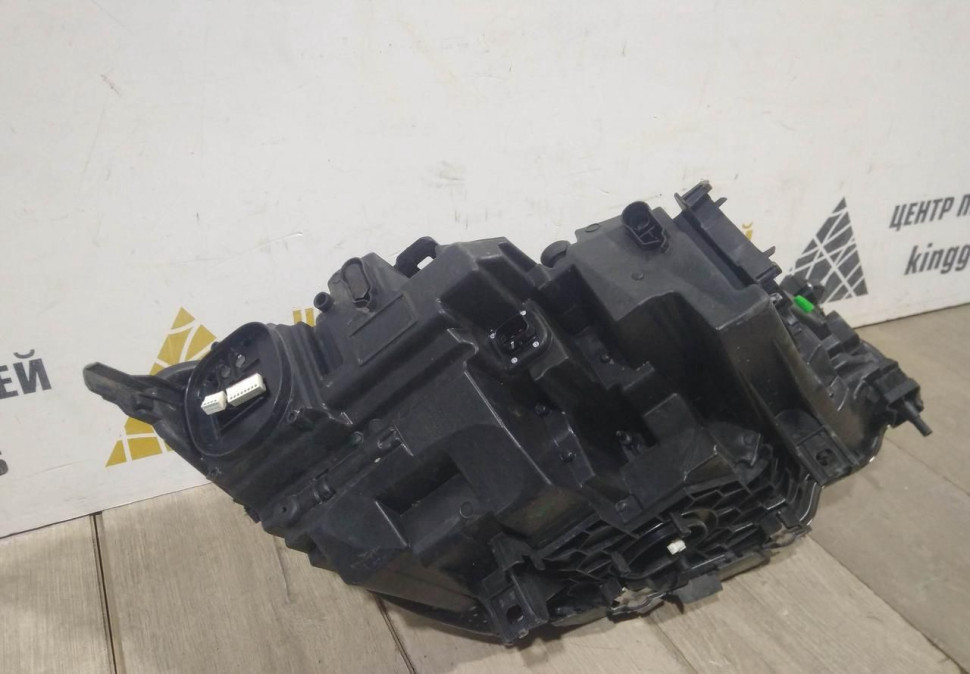 Фара лазерная левая бу BMW 8 G14 OEM 63118739605 Фара лазерная левая бу BMW 8 G14 OEM 63118739605