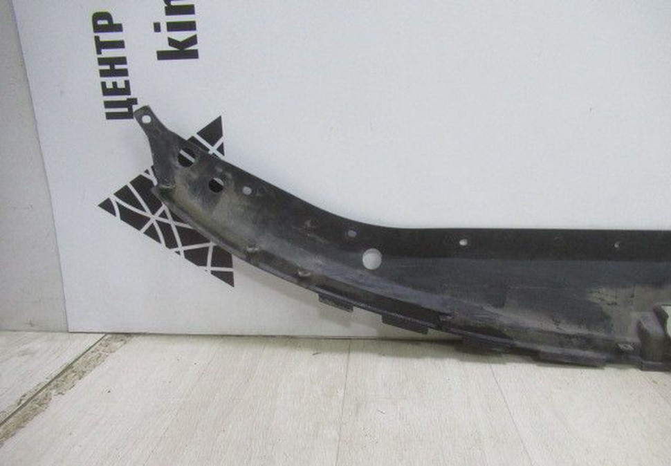 Накладка передней панели Hyundai Grand Starex H-1 865634H000